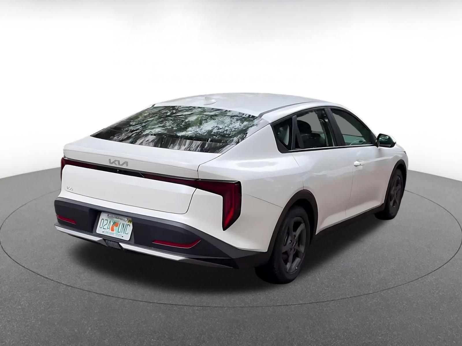 Thumbnail: 2025 Kia K4 - 14