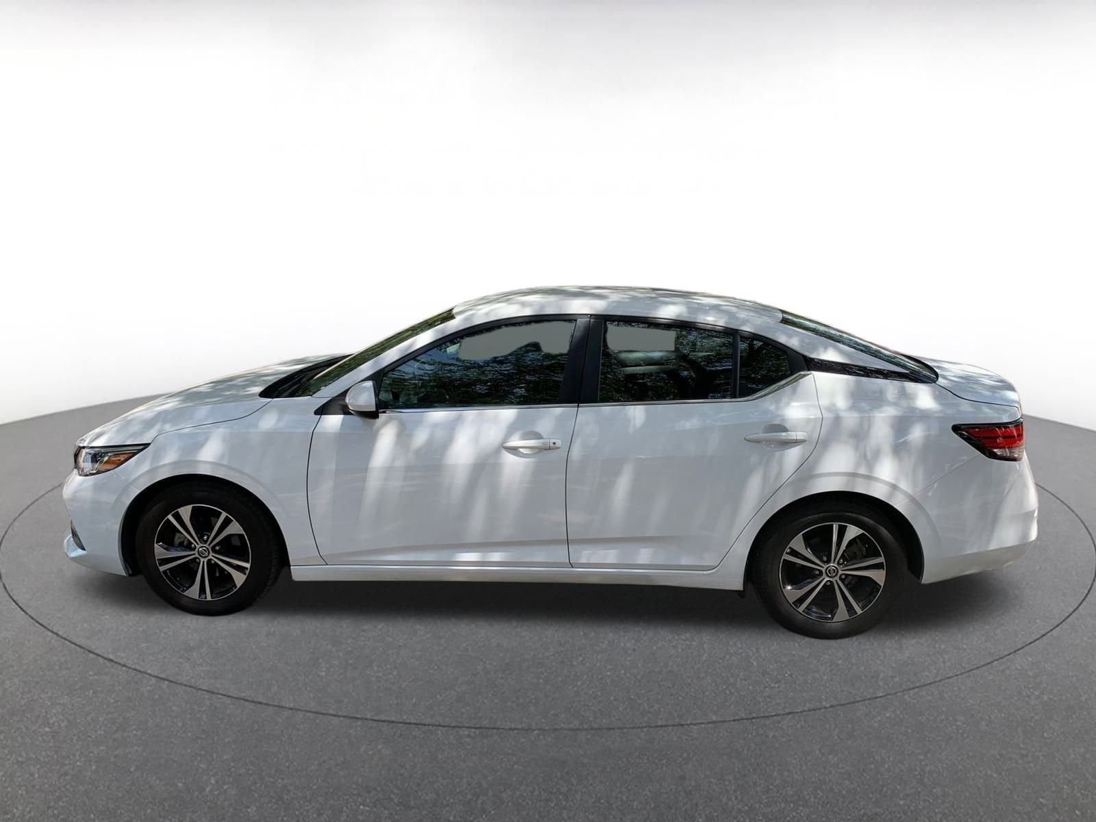 Thumbnail: 2023 Nissan Sentra - 4
