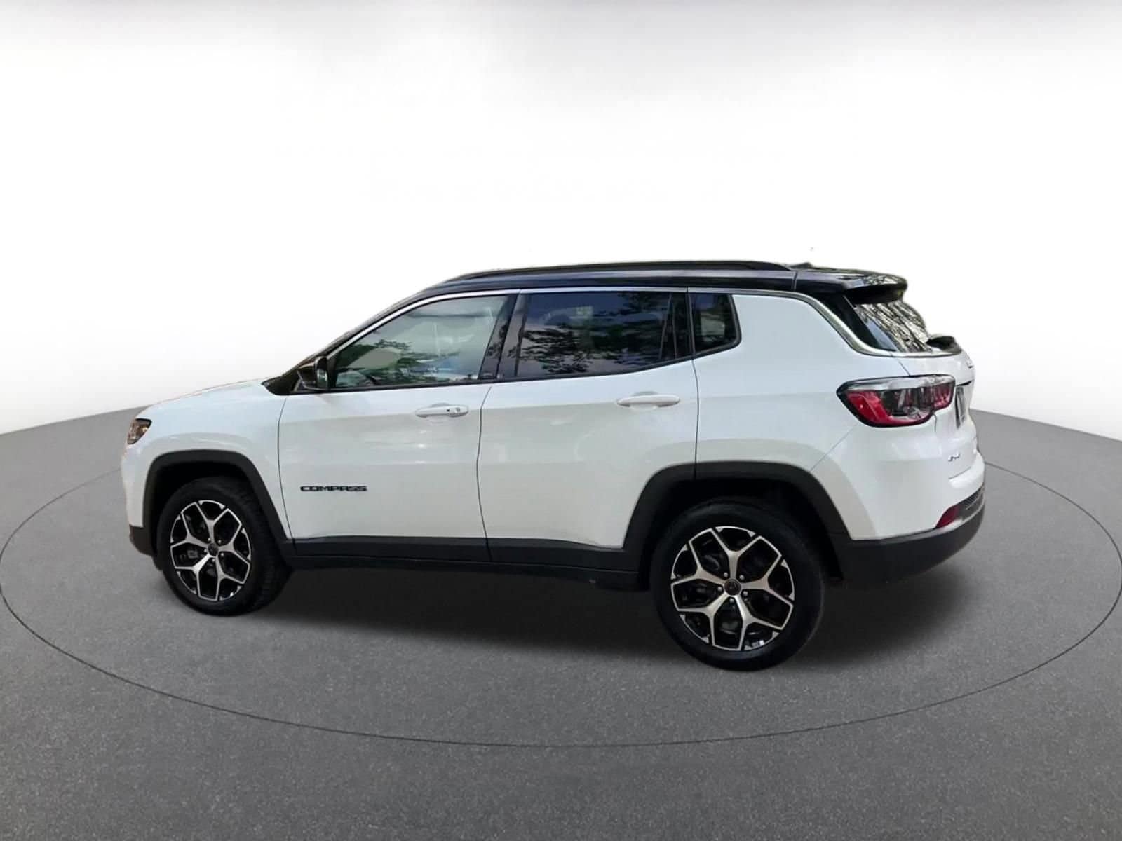 Thumbnail: 2025 Jeep Compass - 10