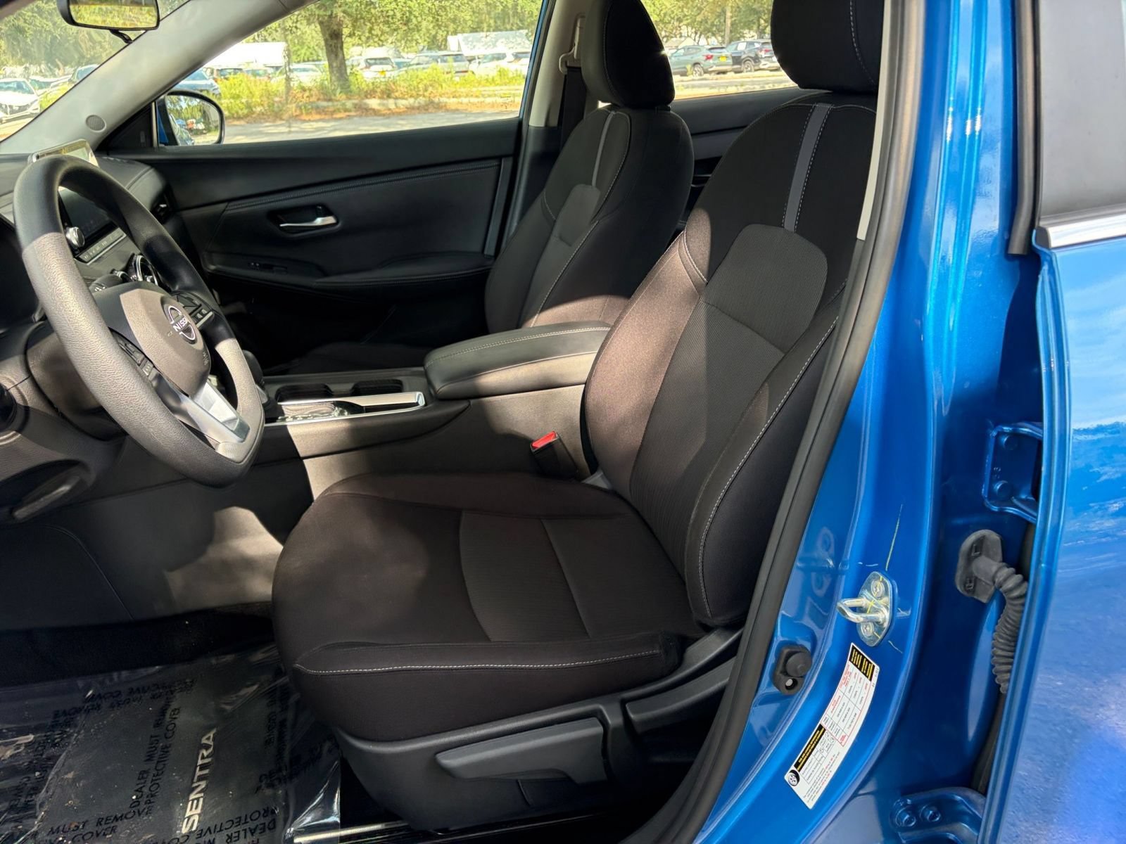 Thumbnail: 2025 Nissan Sentra - 25