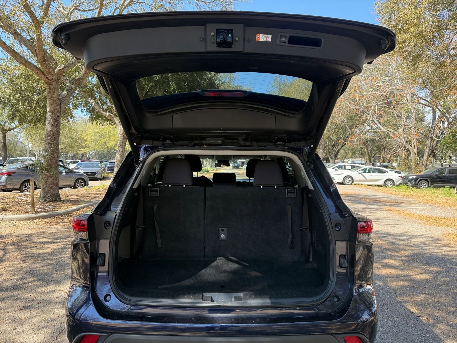 Thumbnail: 2025 Toyota Highlander - 29