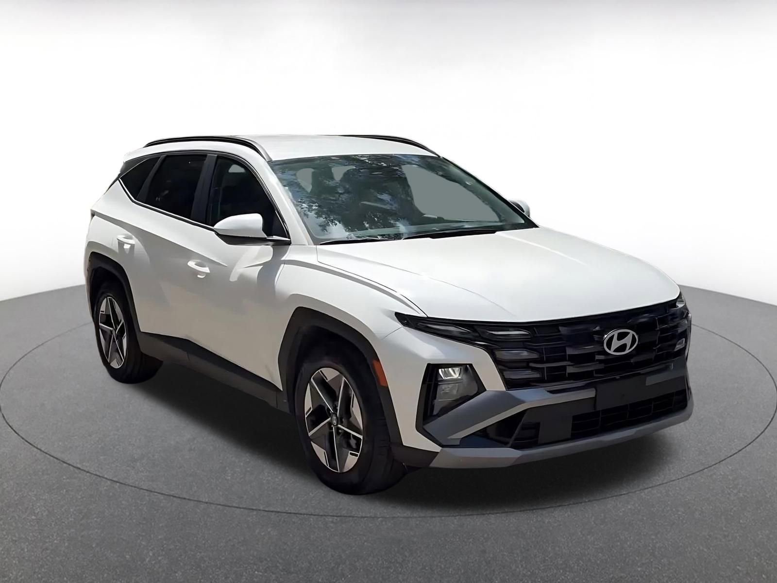 Thumbnail: 2025 Hyundai Tucson - 3