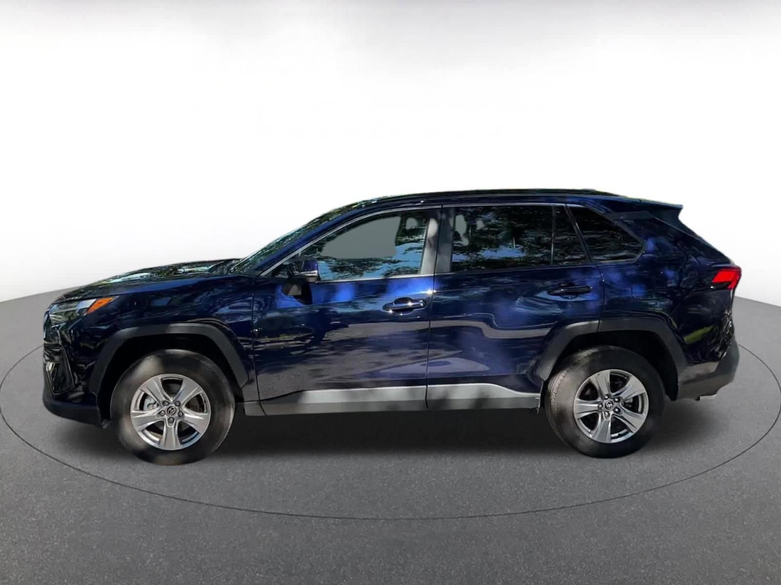 Thumbnail: 2025 Toyota RAV4 - 9