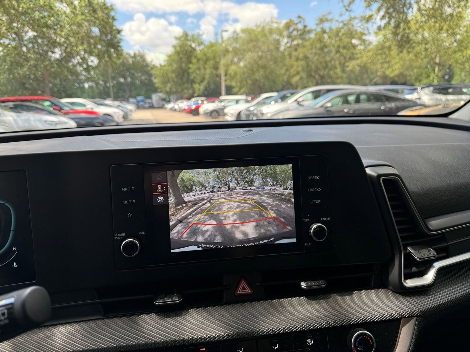 Thumbnail: 2025 Kia Sportage - 18