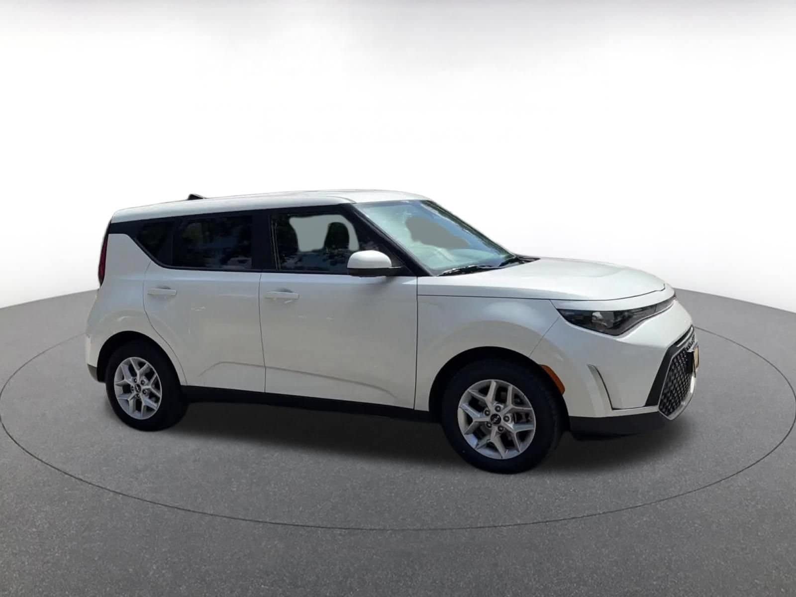 Thumbnail: 2025 Kia Soul - 2