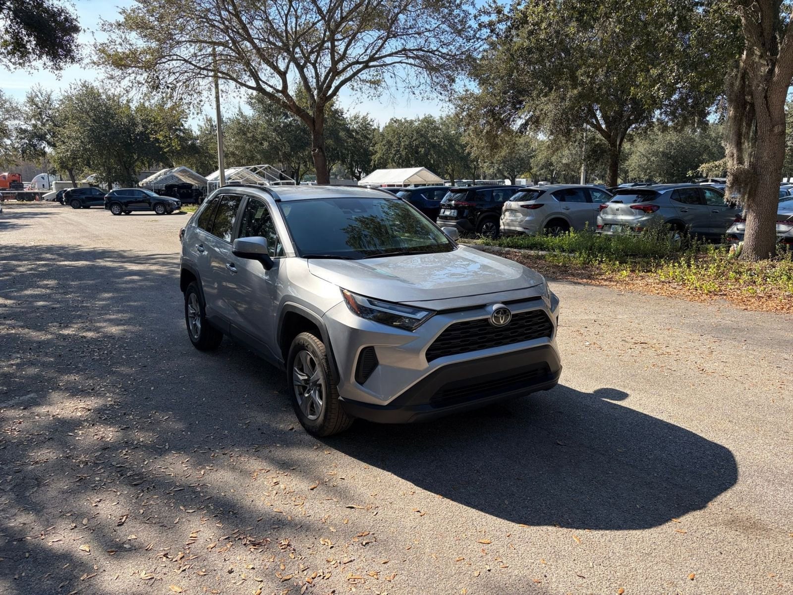 Thumbnail: 2025 Toyota RAV4 - 15