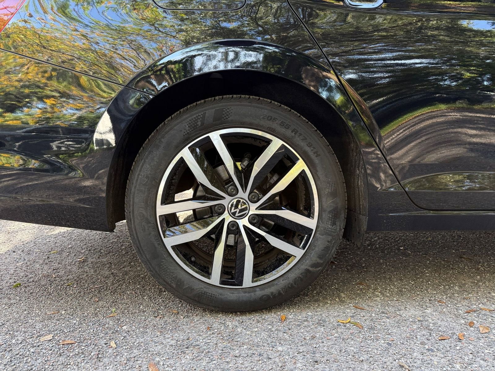 Thumbnail: 2025 Volkswagen Jetta - 23