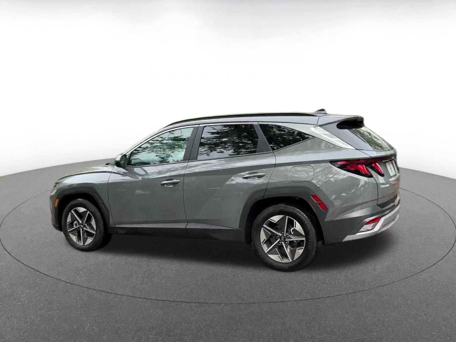 Thumbnail: 2025 Hyundai Tucson - 10