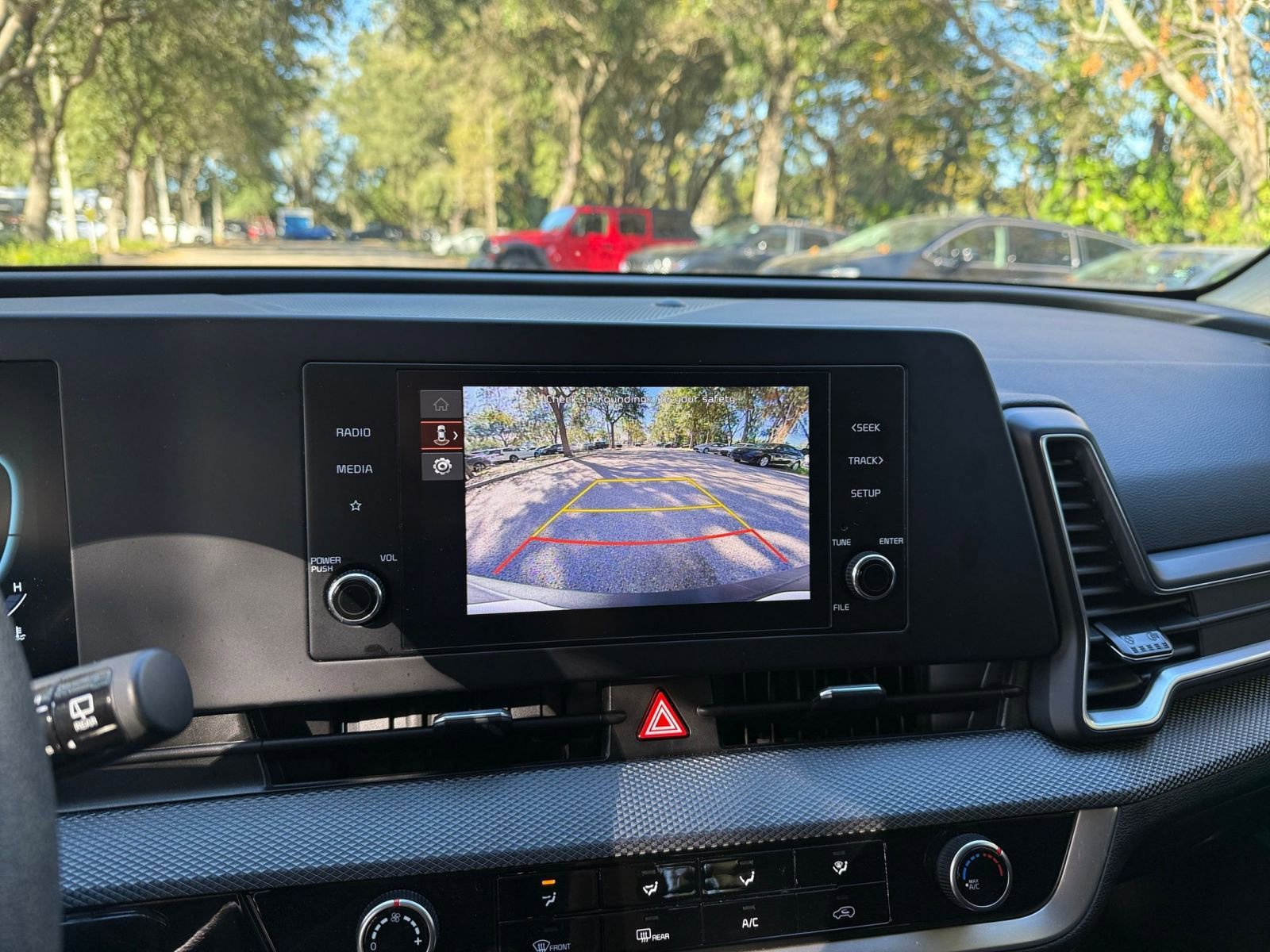 Thumbnail: 2025 Kia Sportage - 20