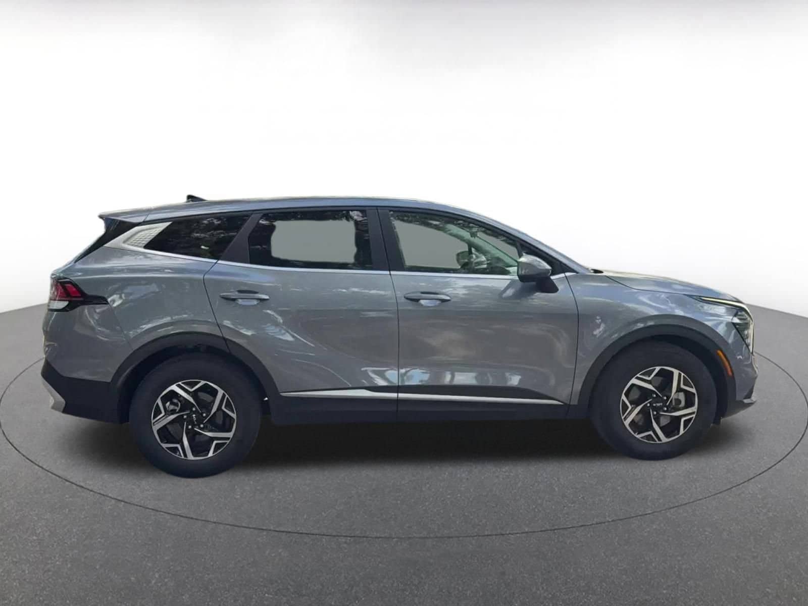 Thumbnail: 2025 Kia Sportage - 16