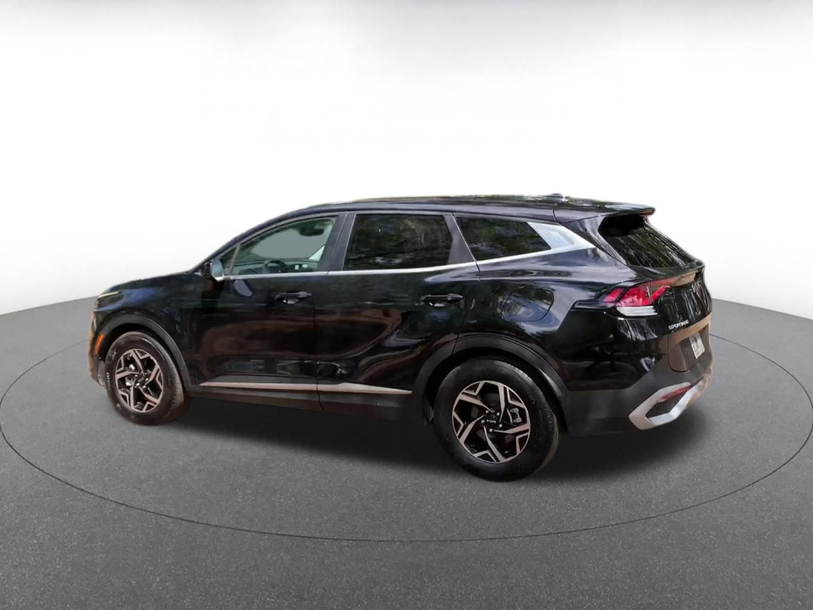 Thumbnail: 2025 Kia Sportage - 10
