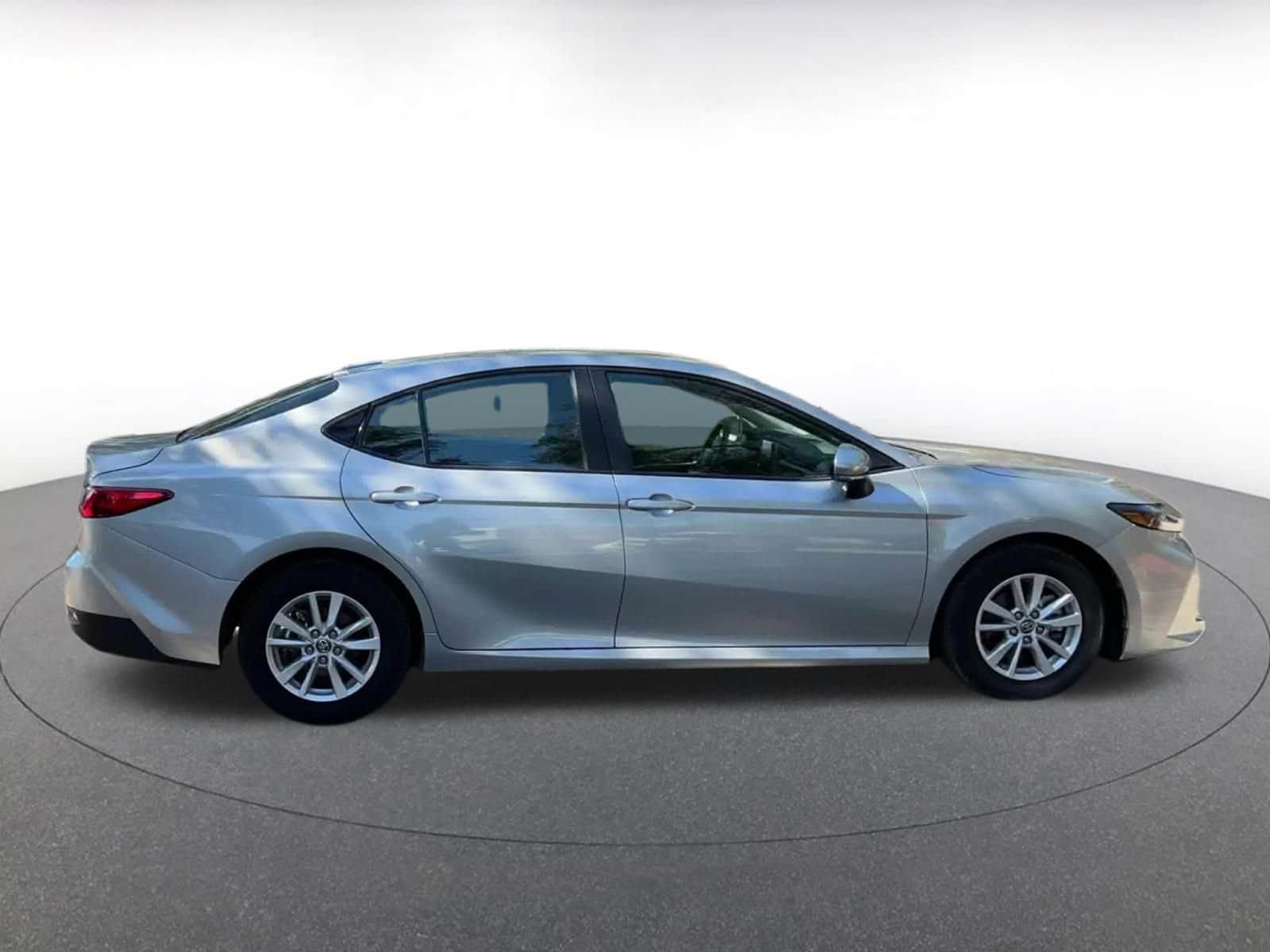 Thumbnail: 2025 Toyota Camry - 15