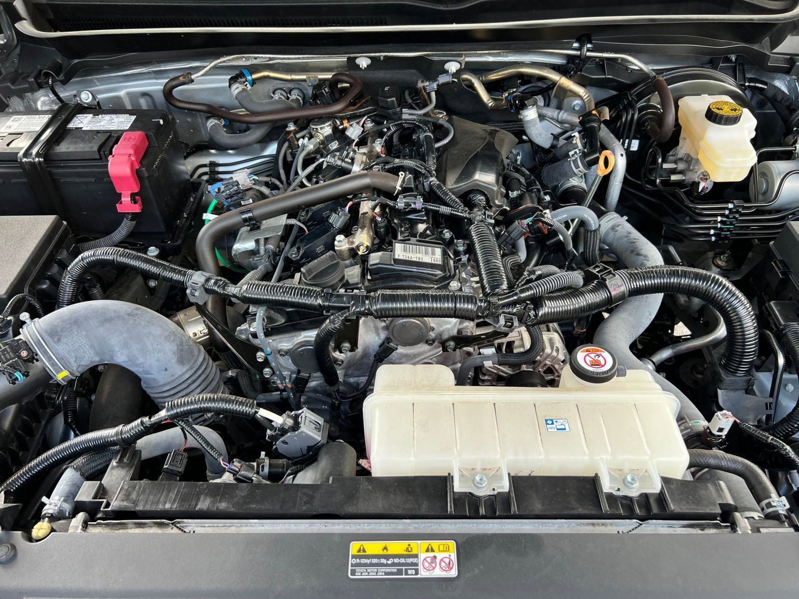 Thumbnail: 2025 Toyota Tacoma - 25