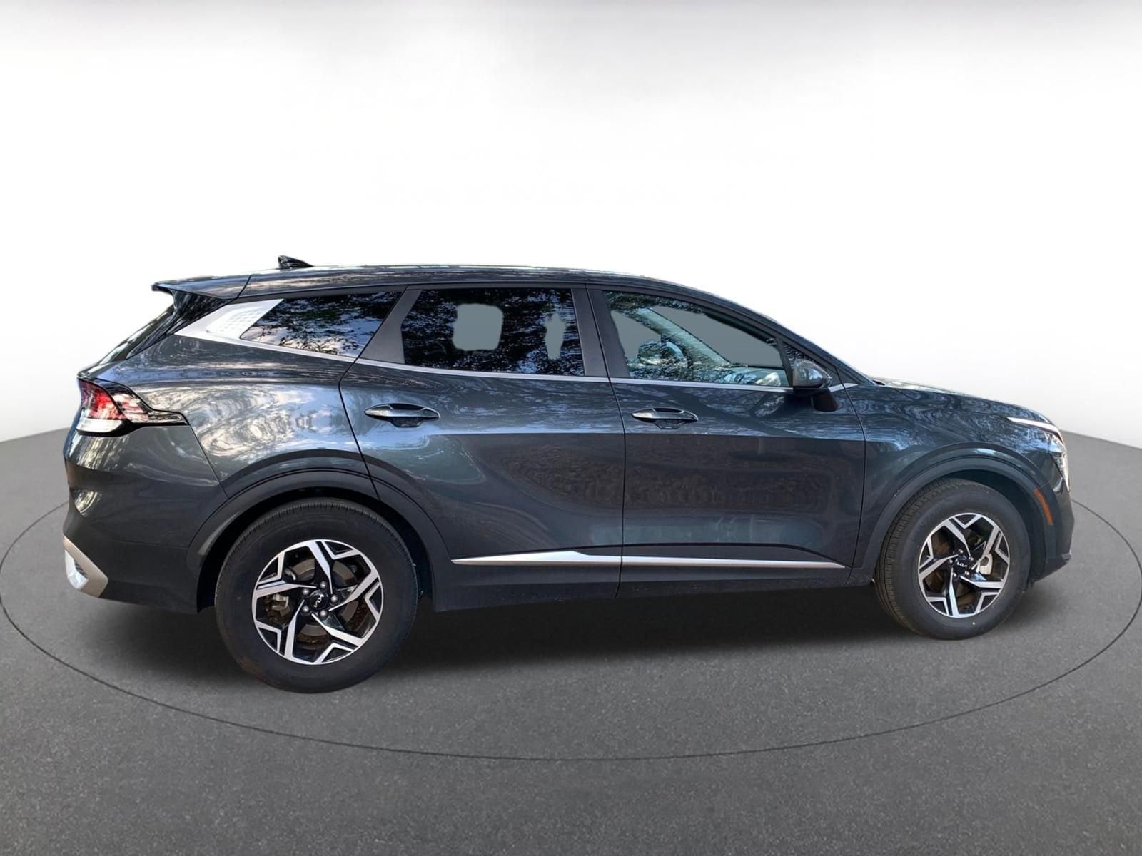 Thumbnail: 2025 Kia Sportage - 8