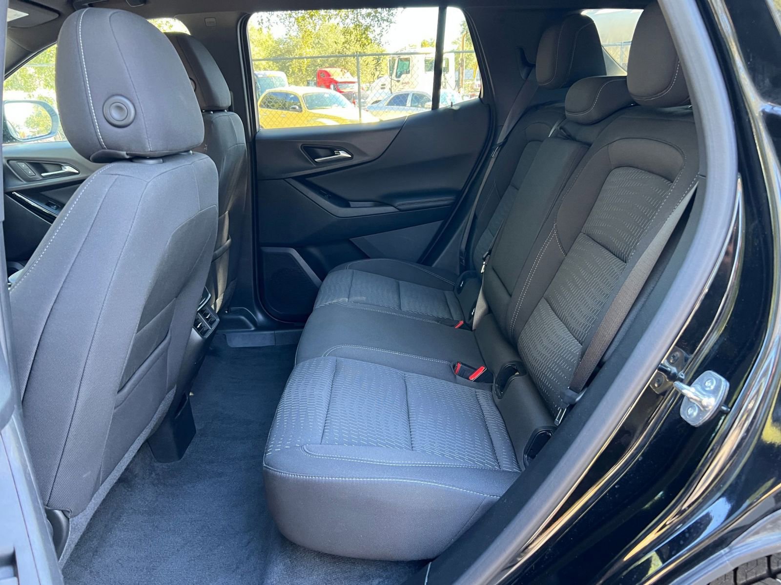 Thumbnail: 2025 Chevrolet Equinox - 33