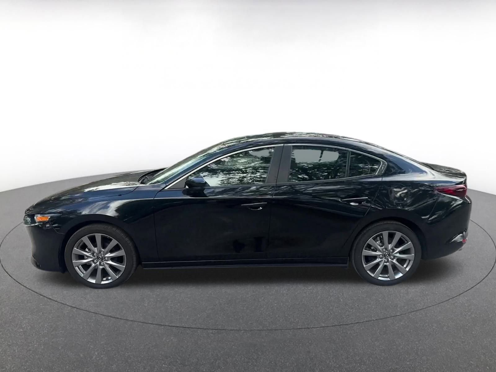 Thumbnail: 2025 Mazda Mazda3 - 9