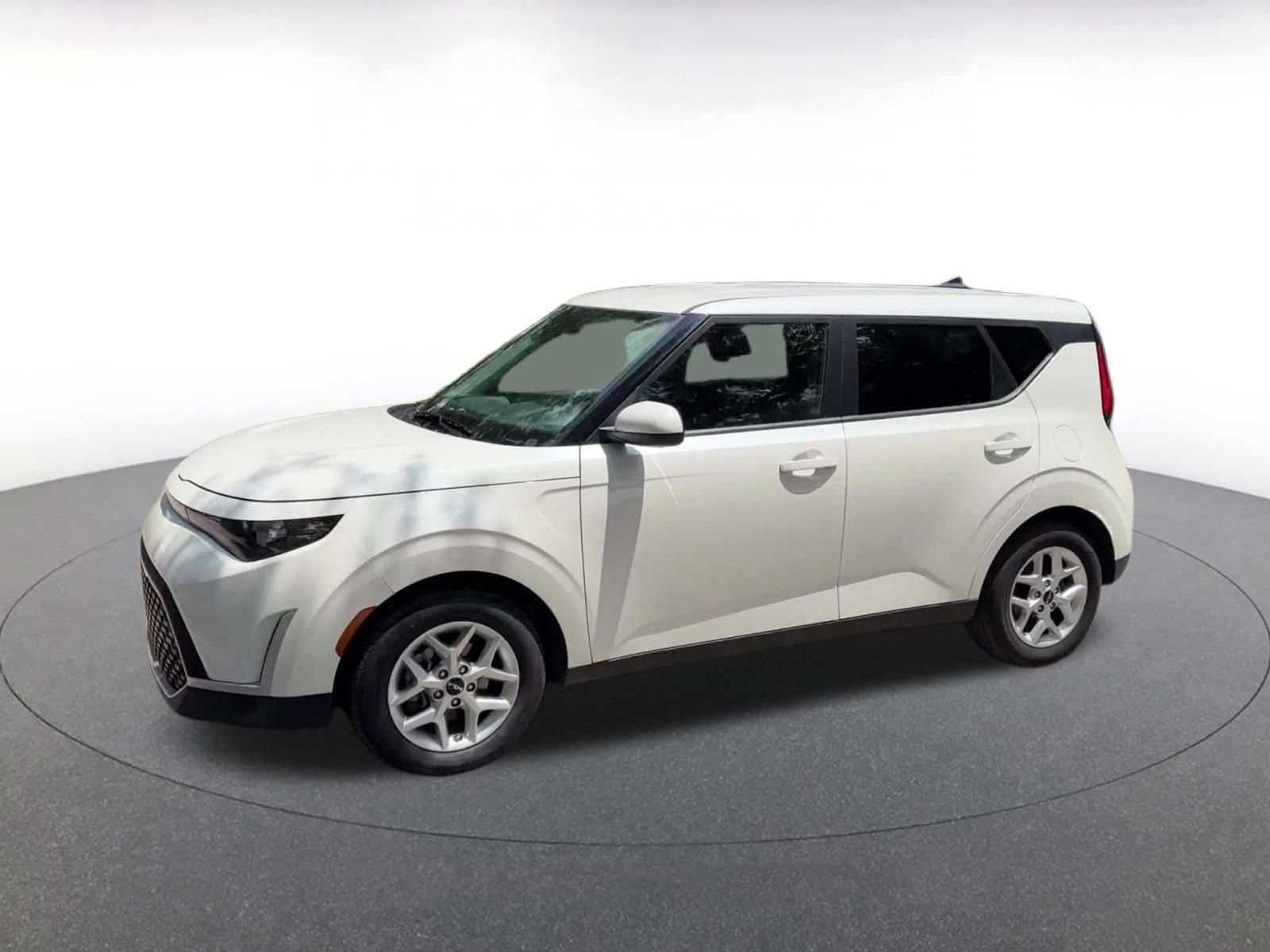 Thumbnail: 2025 Kia Soul - 8