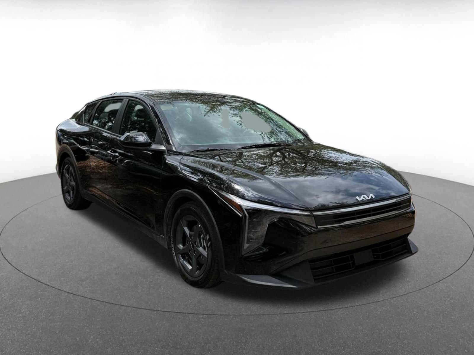 Thumbnail: 2025 Kia K4 - 1