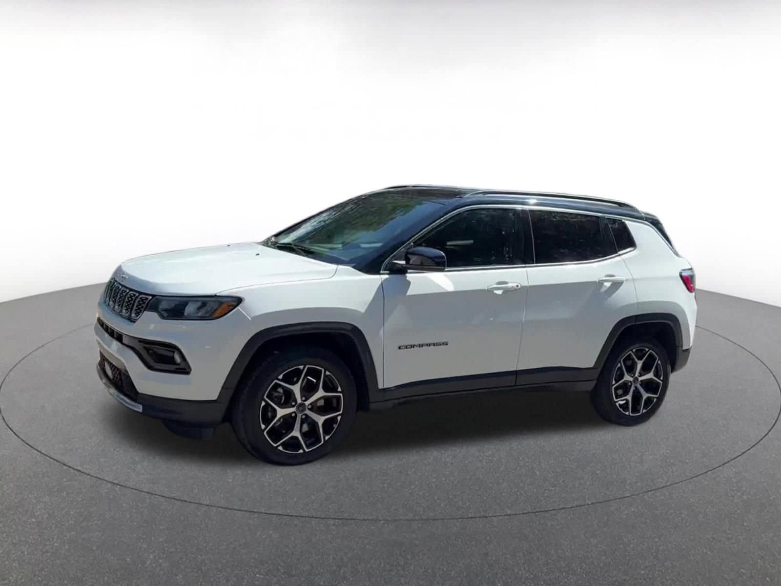 Thumbnail: 2025 Jeep Compass - 8