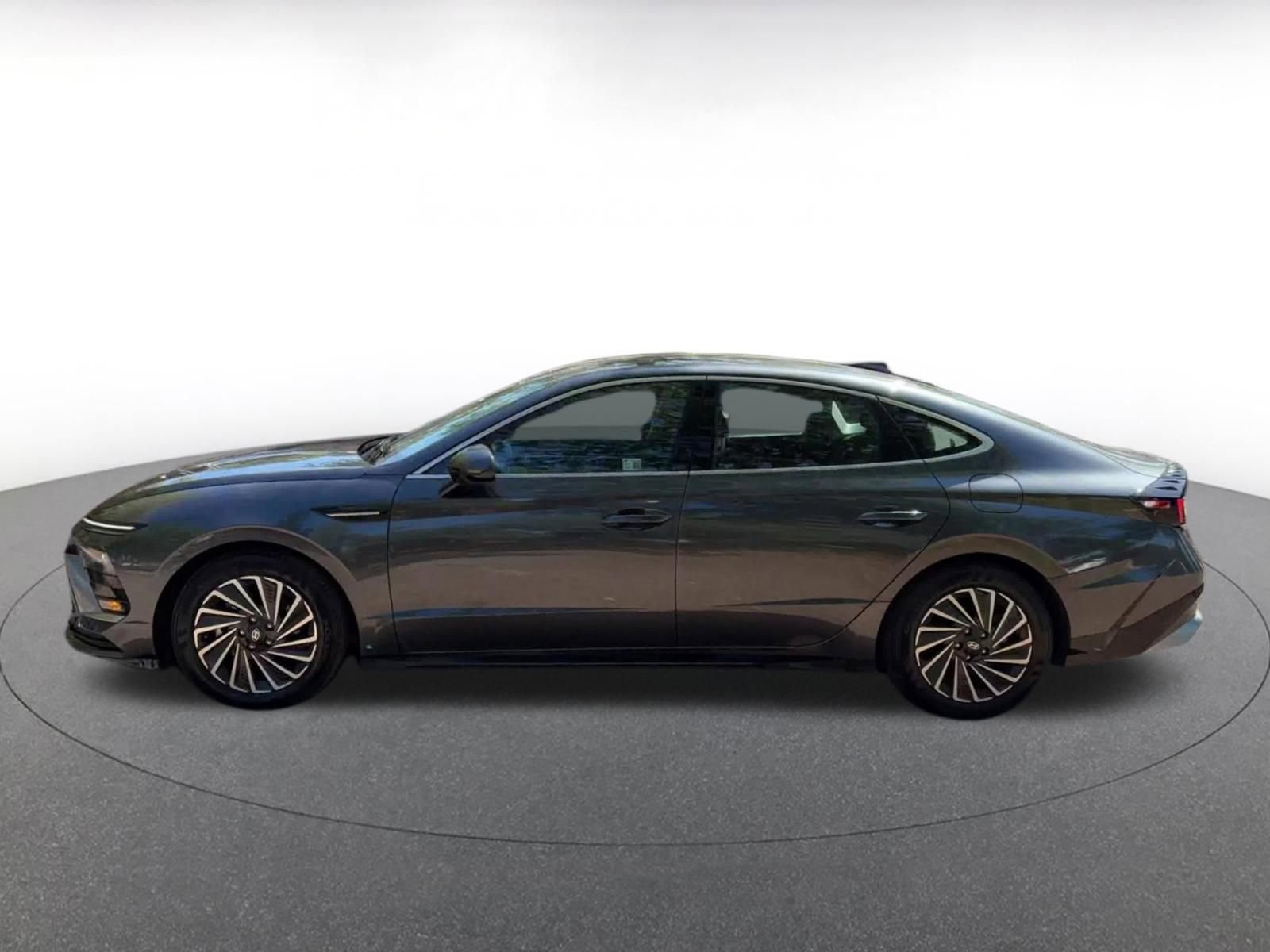 Thumbnail: 2025 Hyundai Sonata - 9