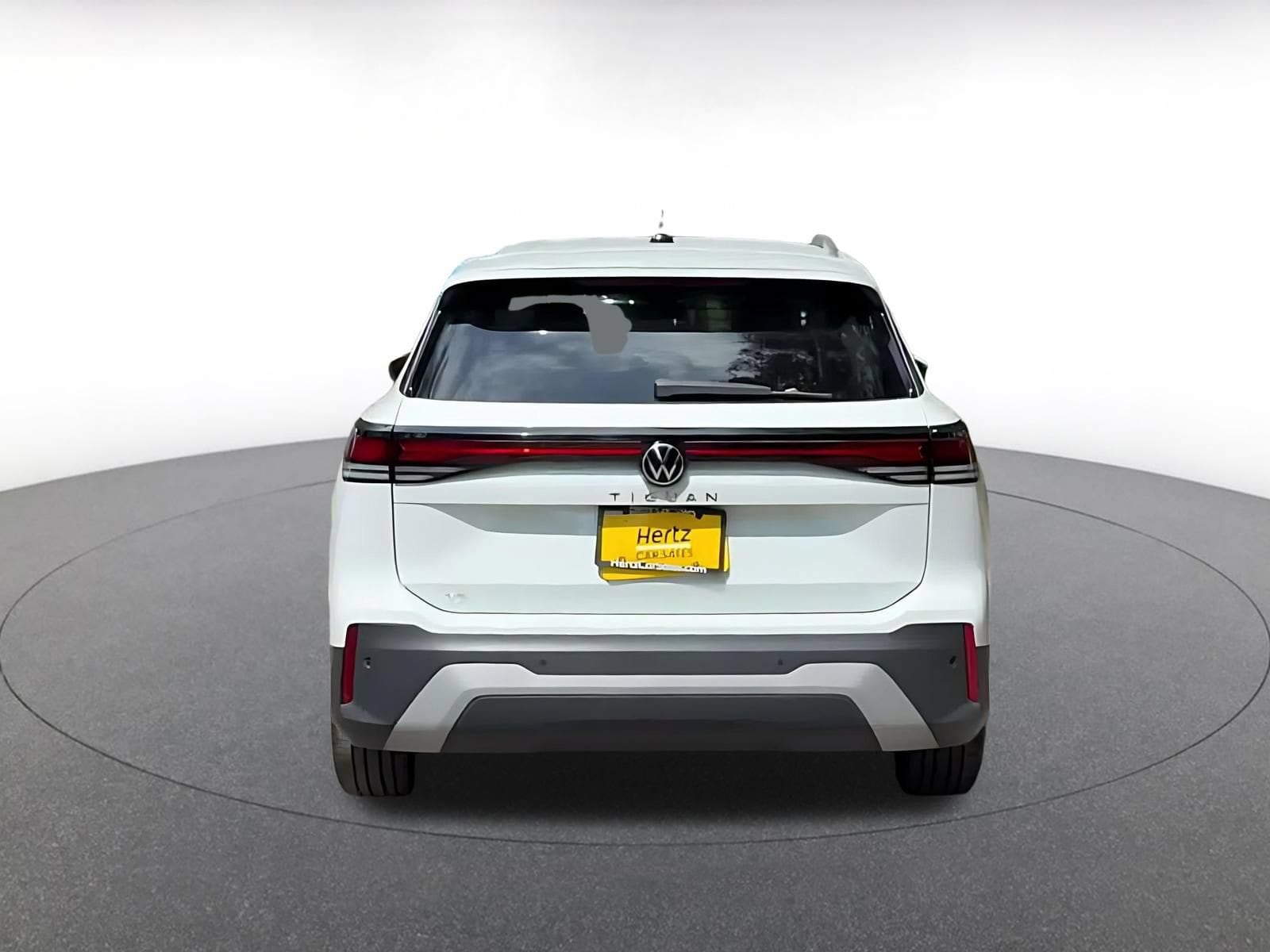 Thumbnail: 2026 Volkswagen Tiguan - 12
