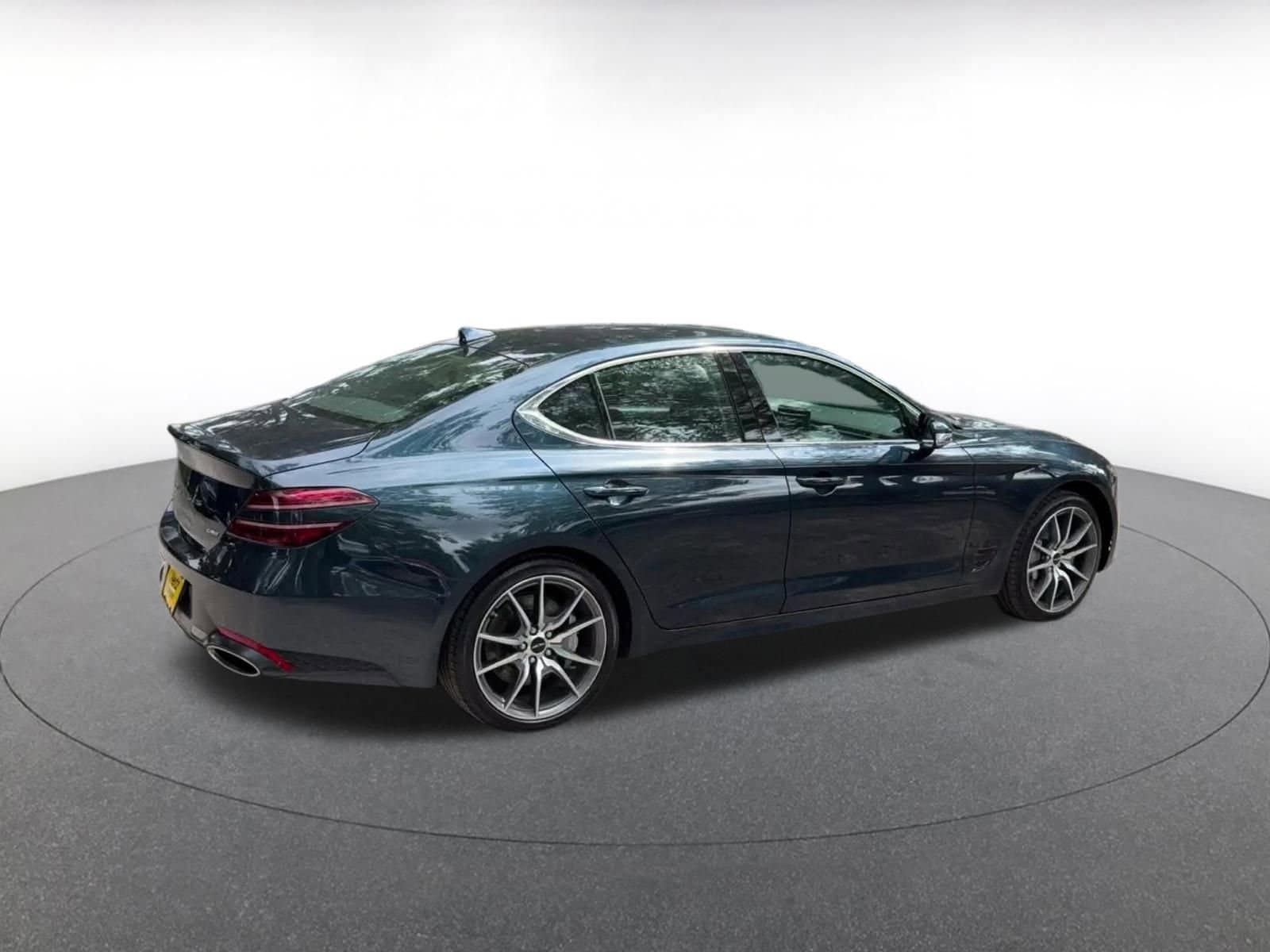 Thumbnail: 2025 Genesis G70 - 14
