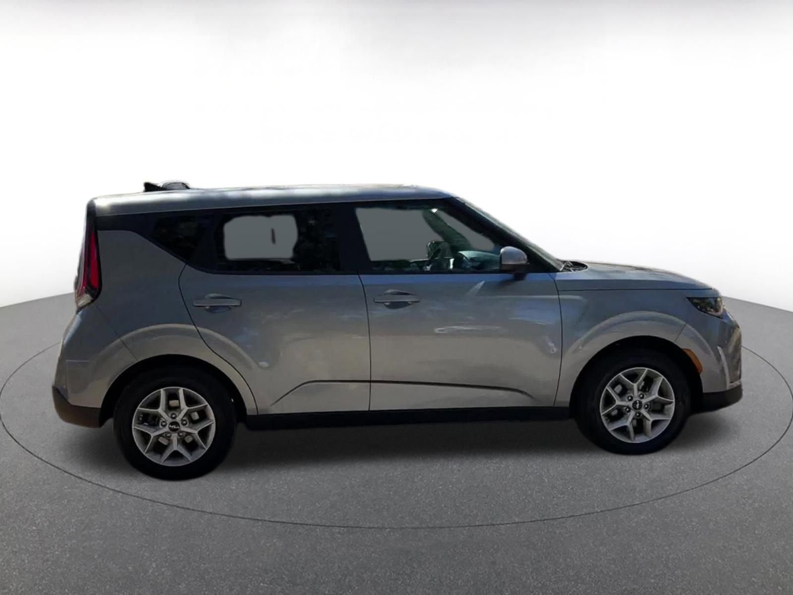 Thumbnail: 2025 Kia Soul - 16