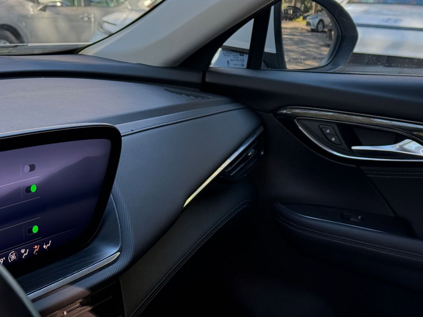 Thumbnail: 2024 Buick Envision - 29