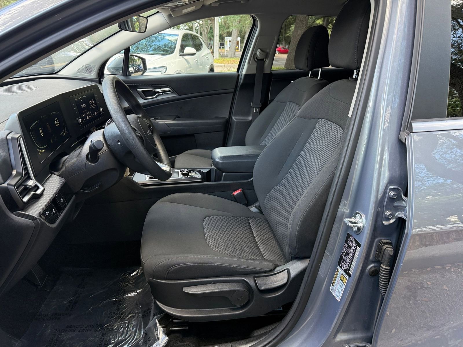Thumbnail: 2025 Kia Sportage - 33