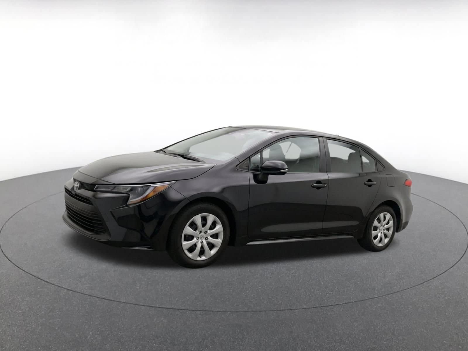 Thumbnail: 2025 Toyota Corolla - 3