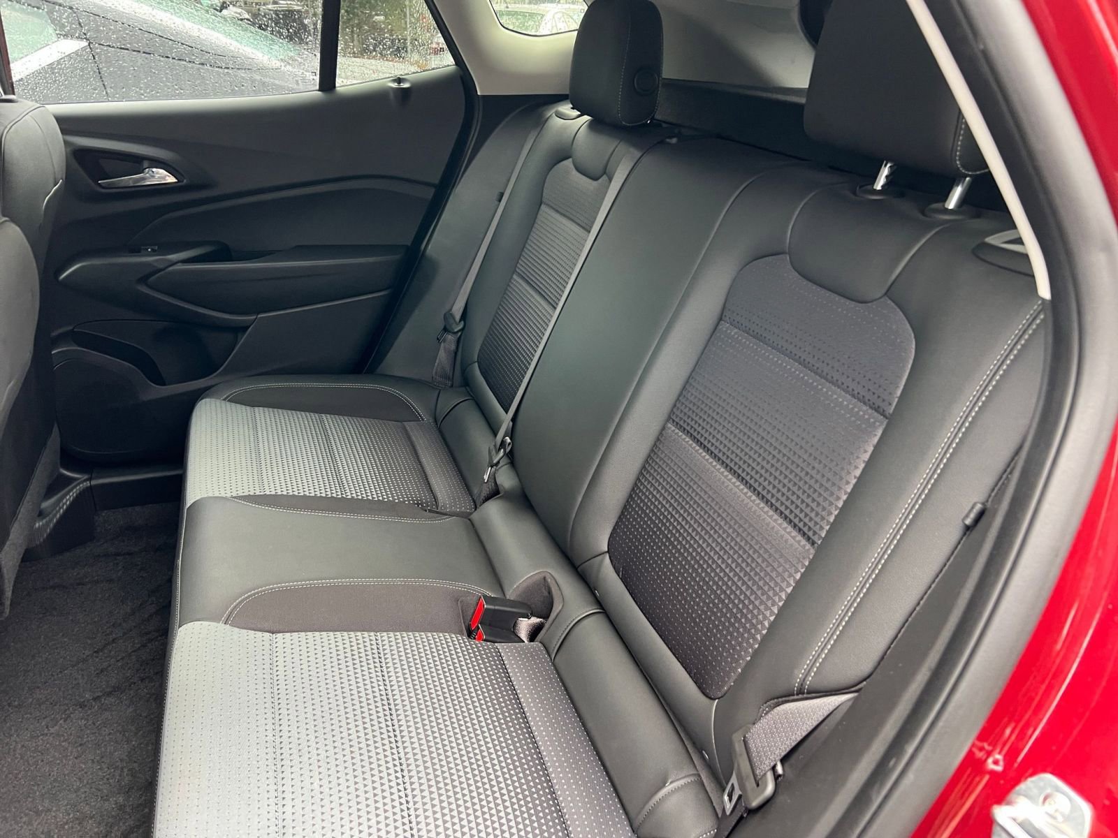 Thumbnail: 2025 Chevrolet Trax - 34