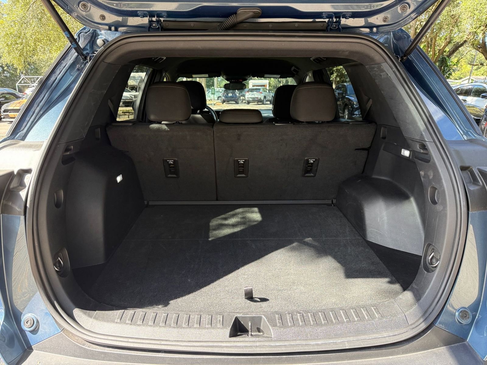 Thumbnail: 2025 Chevrolet Equinox - 24