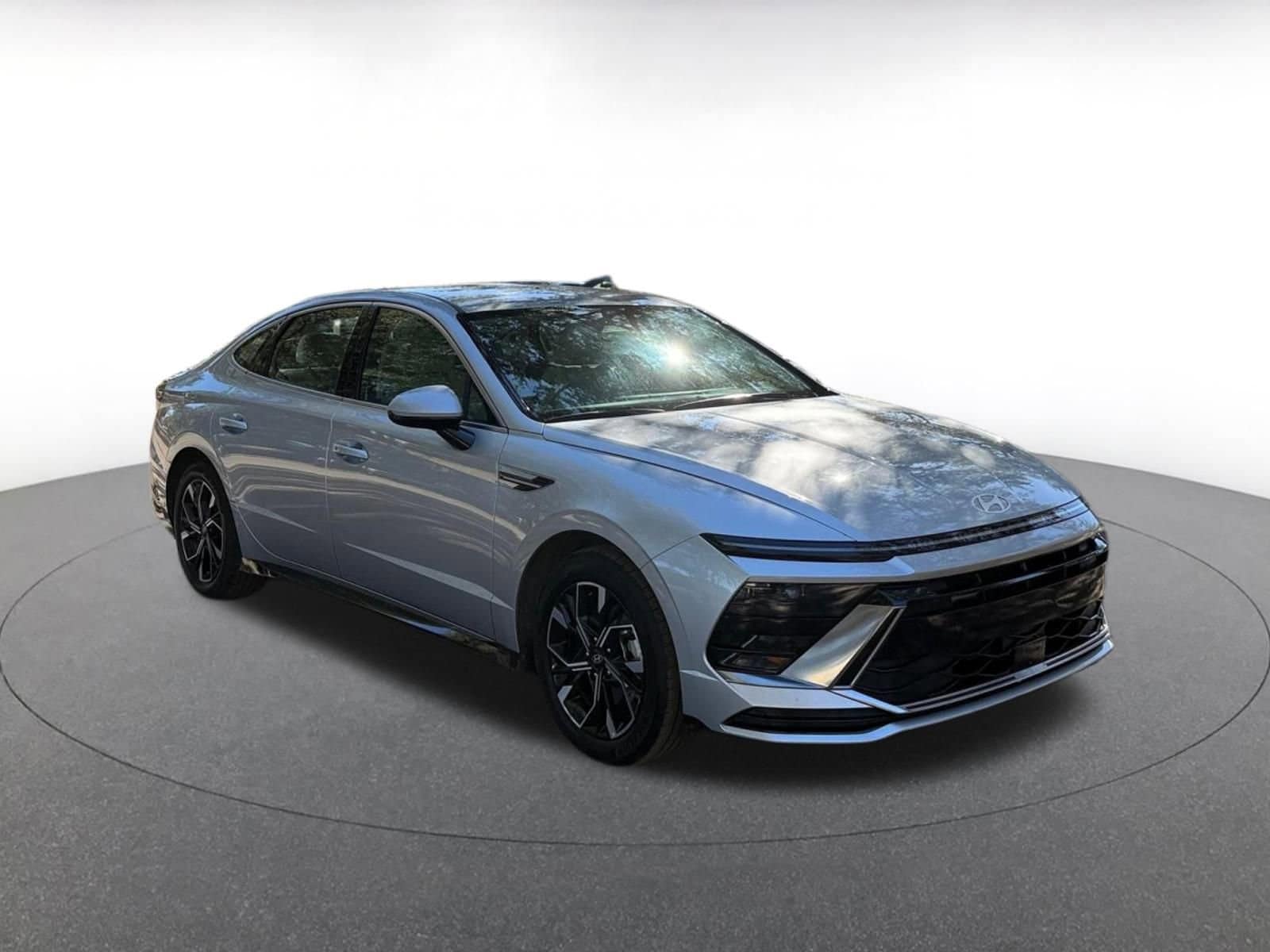 Thumbnail: 2025 Hyundai Sonata - 1