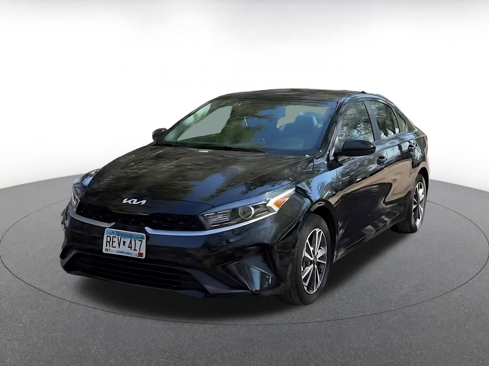 Thumbnail: 2024 Kia Forte - 7