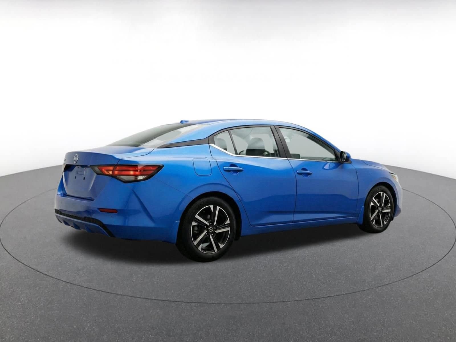 Thumbnail: 2025 Nissan Sentra - 11