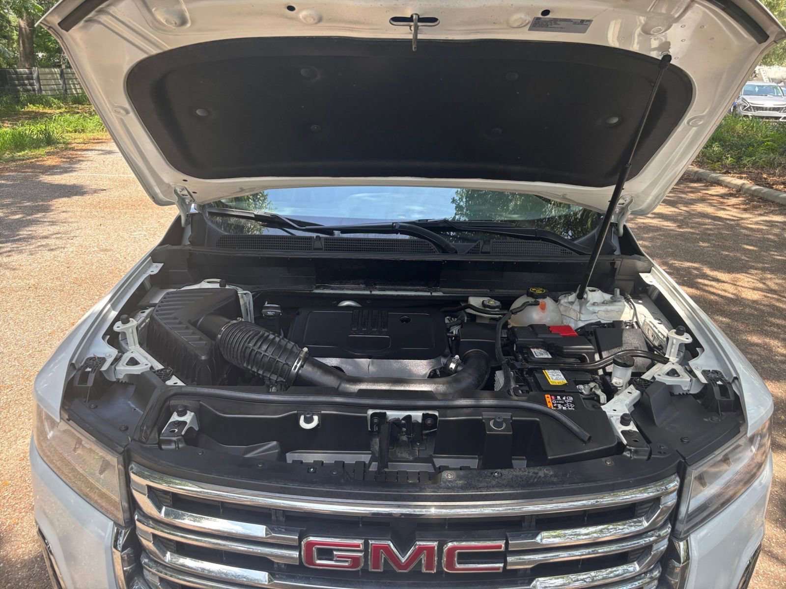 Thumbnail: 2023 GMC Acadia - 25