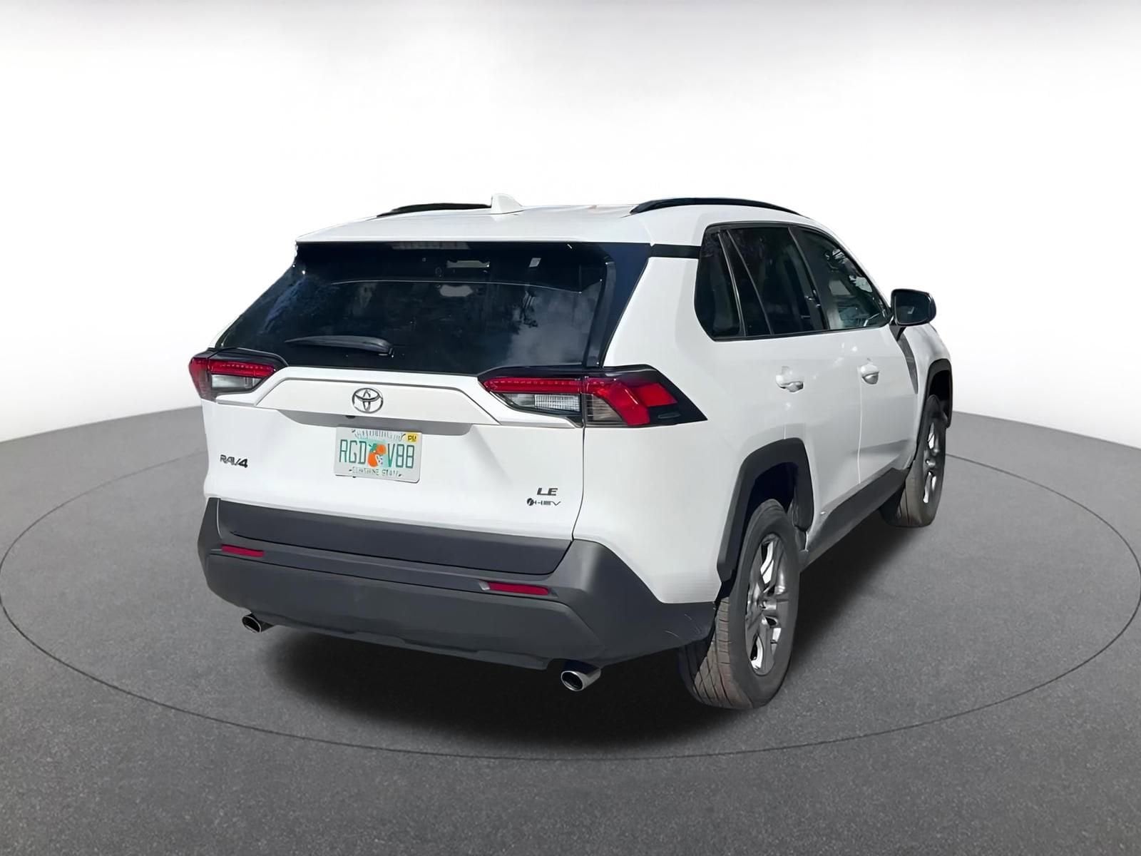 Thumbnail: 2025 Toyota RAV4 - 14