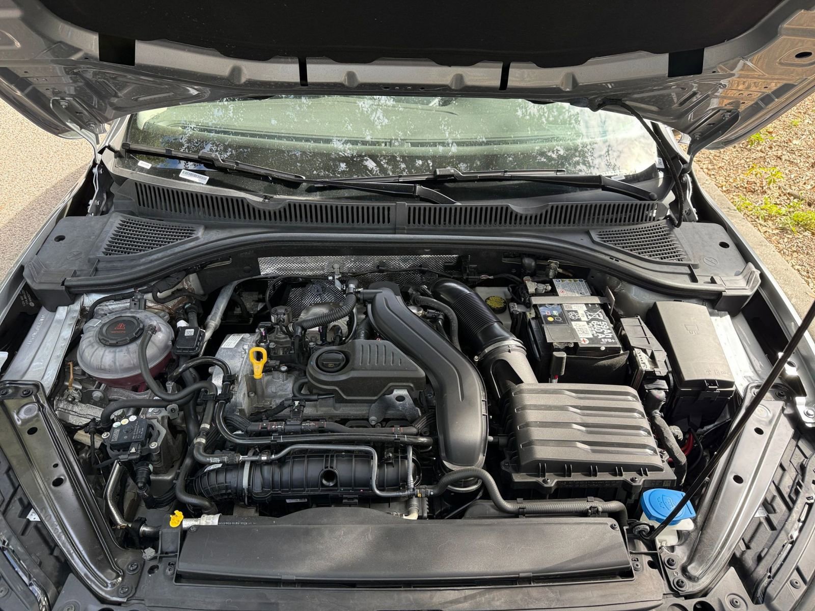 Thumbnail: 2025 Volkswagen Jetta - 25