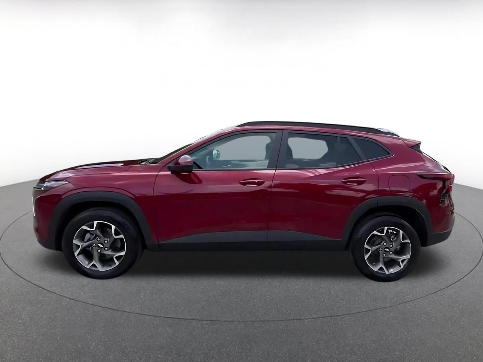 Thumbnail: 2025 Chevrolet Trax - 7