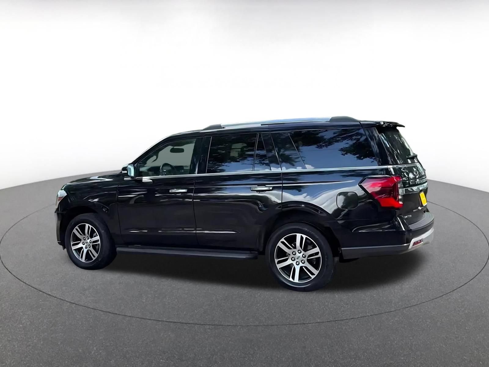 Thumbnail: 2024 Ford Expedition - 11