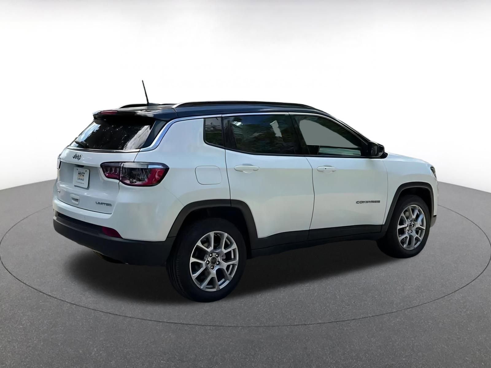 Thumbnail: 2025 Jeep Compass - 15