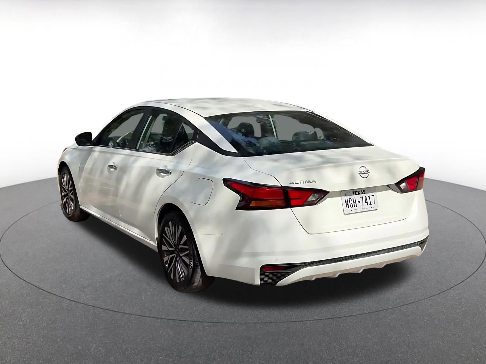 Thumbnail: 2025 Nissan Altima - 11