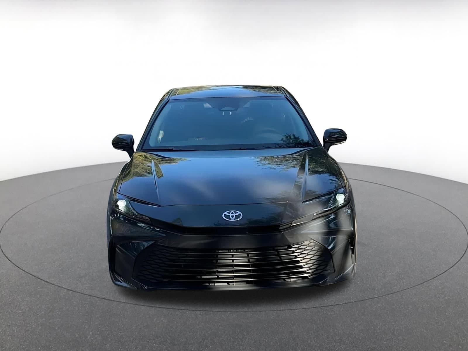 Thumbnail: 2025 Toyota Camry - 4