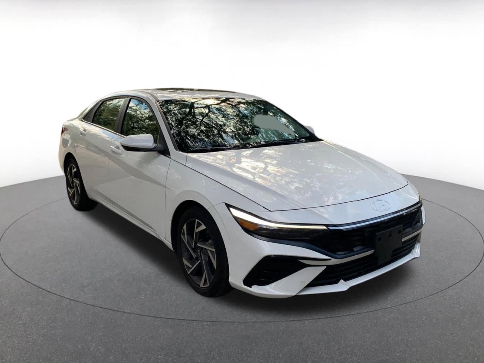 Thumbnail: 2025 Hyundai Elantra - 1