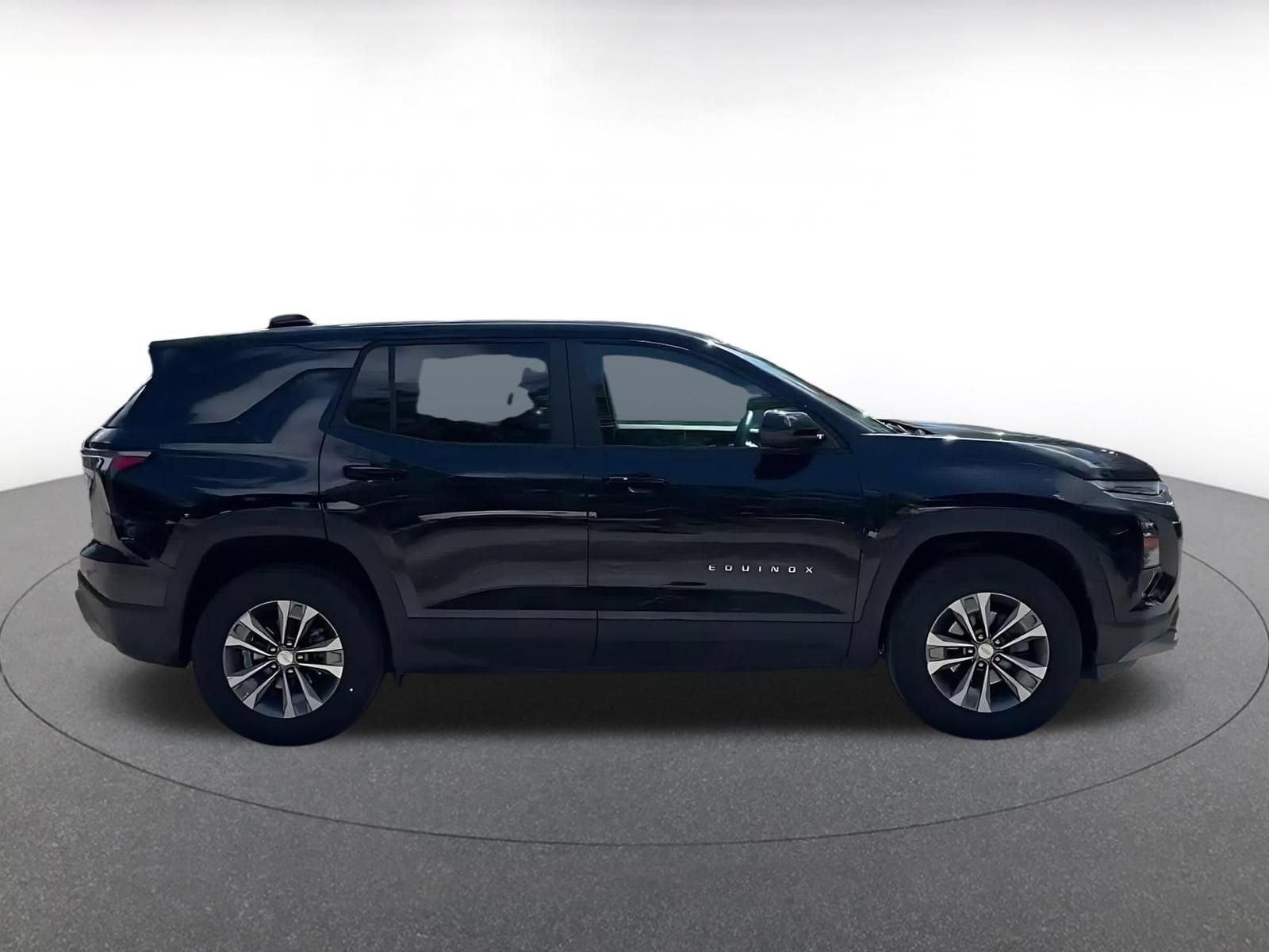 Thumbnail: 2025 Chevrolet Equinox - 15