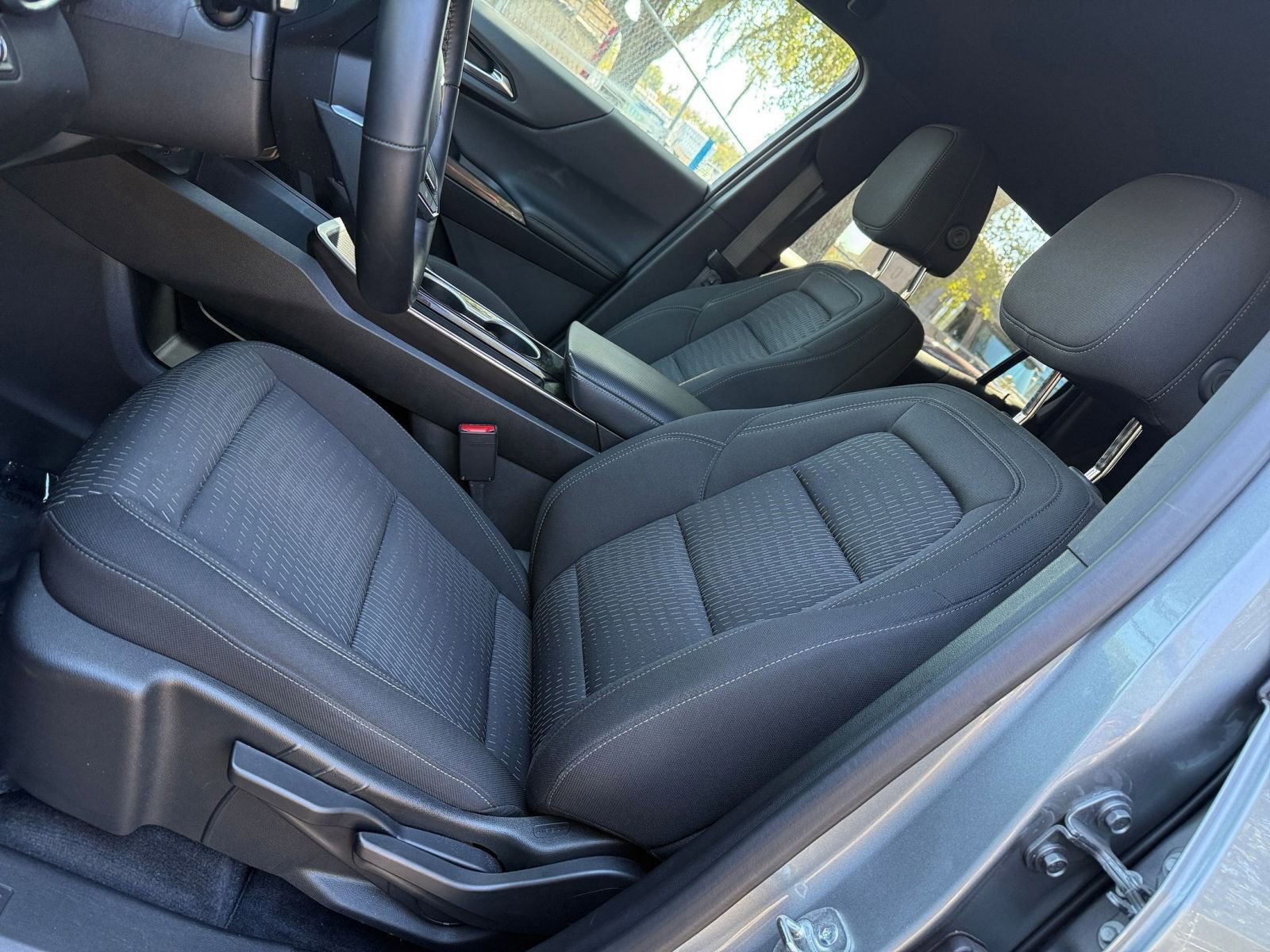 Thumbnail: 2025 Chevrolet Equinox - 21