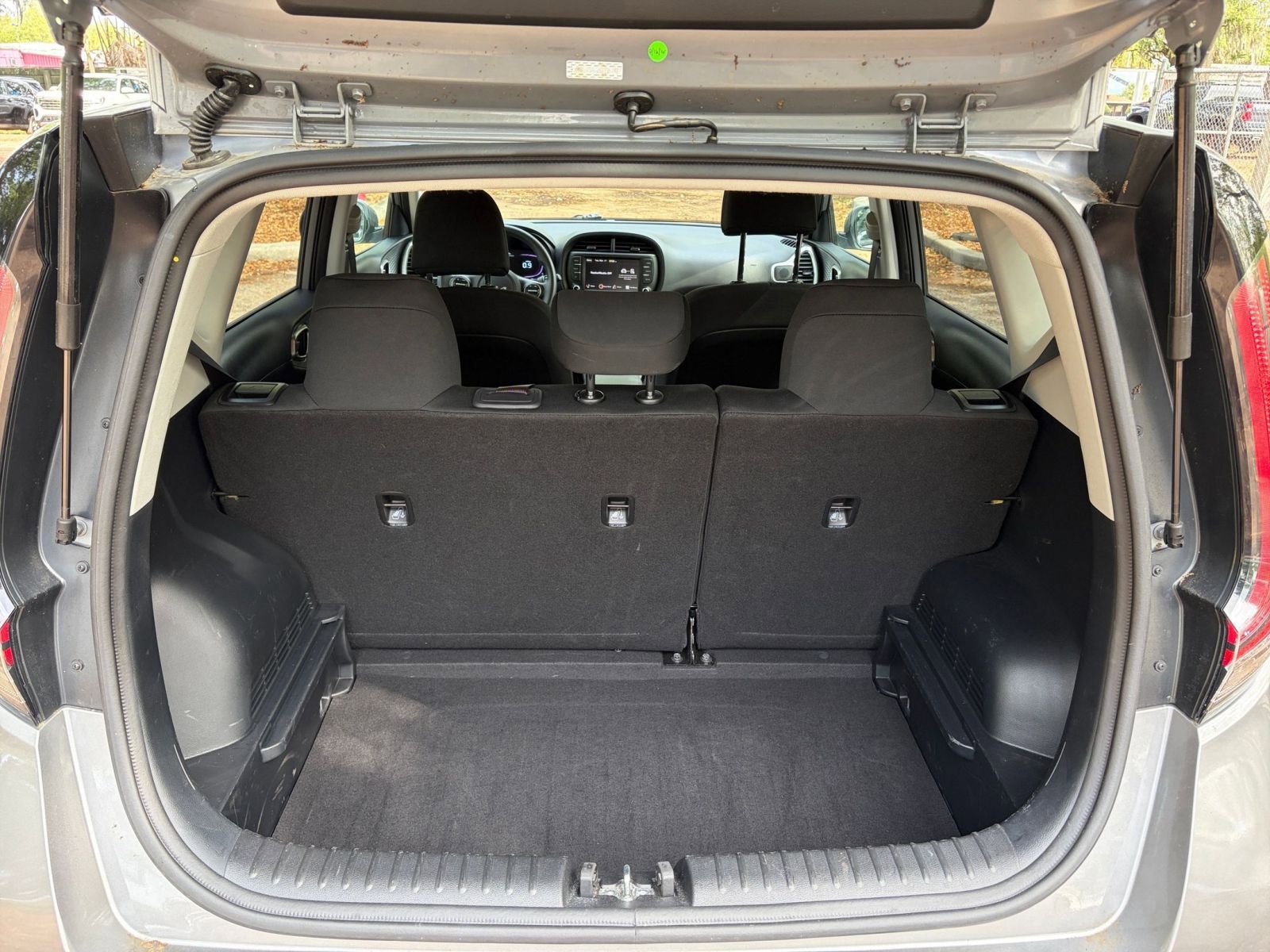 Thumbnail: 2025 Kia Soul - 25