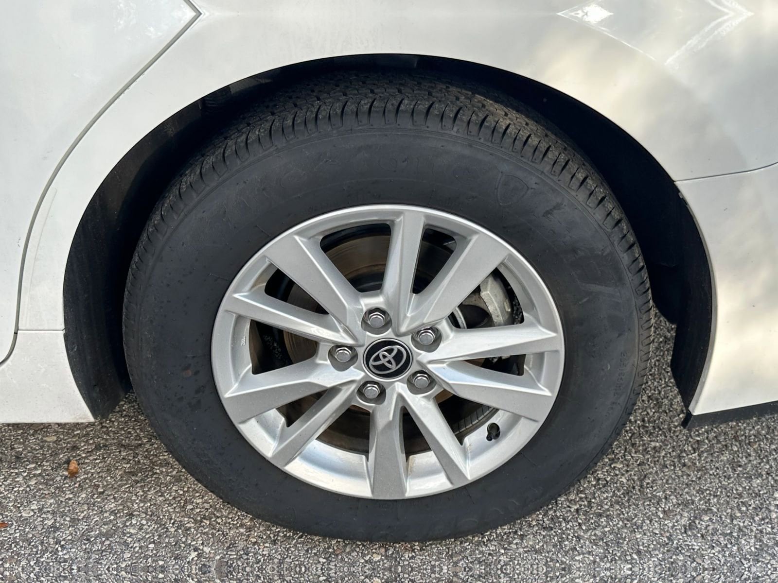 Thumbnail: 2025 Toyota Camry - 23