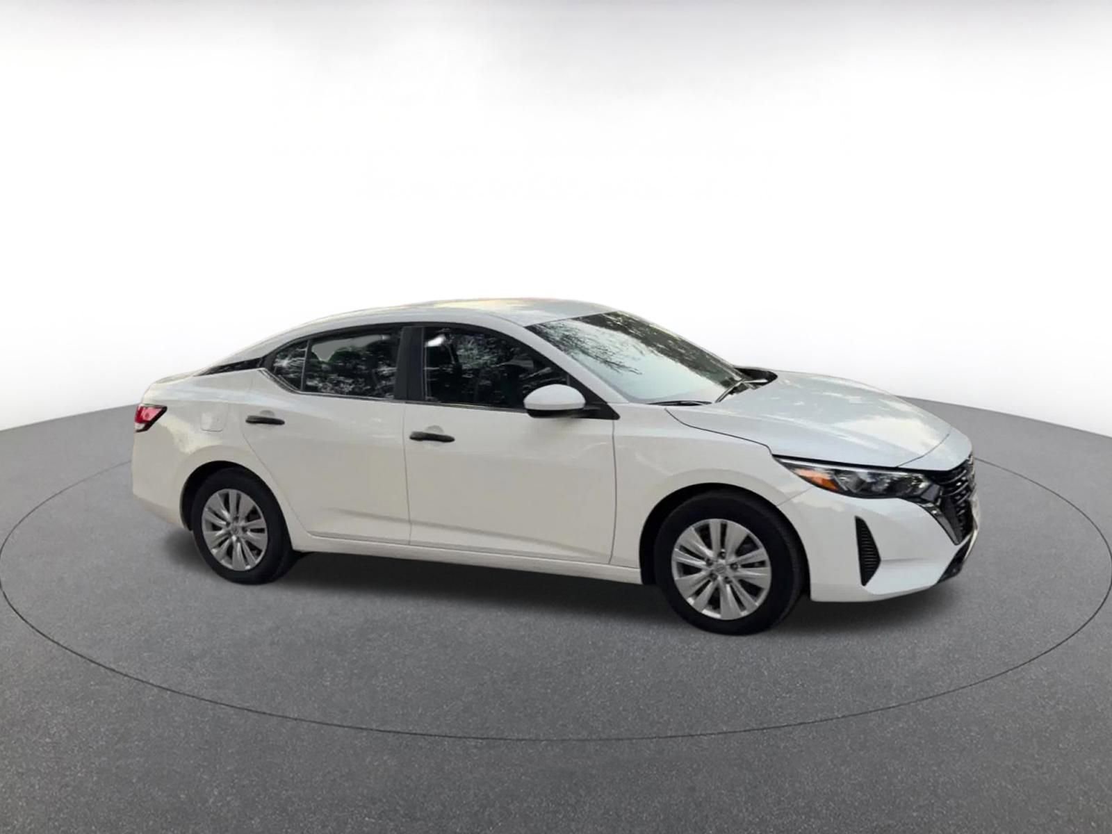 Thumbnail: 2025 Nissan Sentra - 2