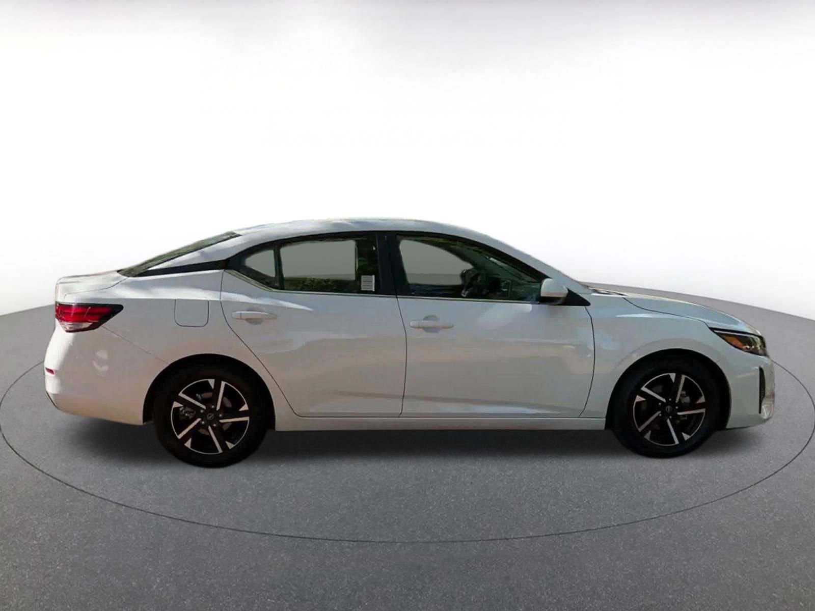 Thumbnail: 2025 Nissan Sentra - 16